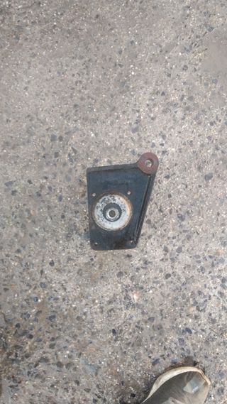 Soporte Bomba Hidráulica Unimog 1000-1600