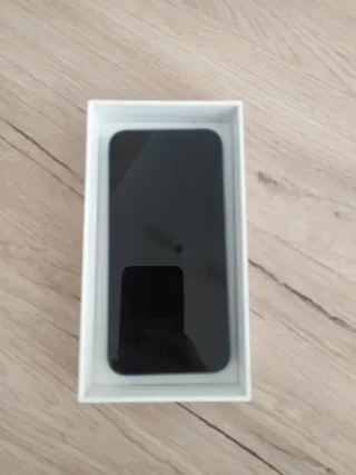 iPhone 14 128GB Celeste in ottimo stato

