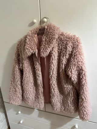 Abrigo de pelo rosa