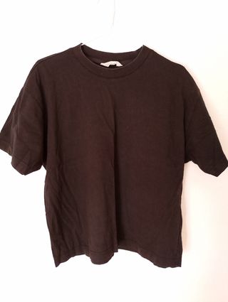 Camisa negra clásica manga corta