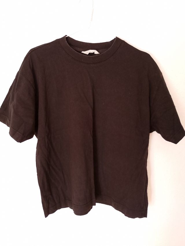 Camisa negra clásica manga corta