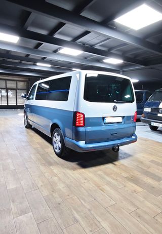 Volkswagen Caravelle 2013