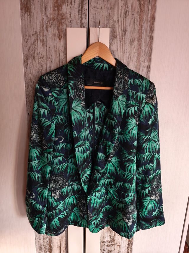 Blazer Zara Estampado Animal Print Talla M