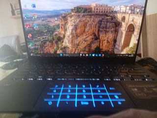 Asus Zenbook 14 OLED UX3405MA