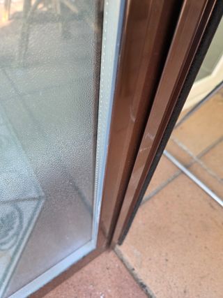 Puerta corredera de aluminio