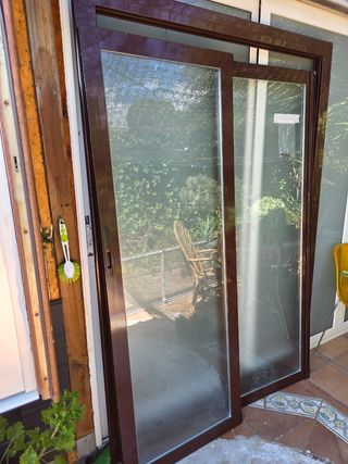 Puerta corredera de aluminio