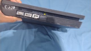 Consola Sony PS4 Slim Negra