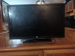 Televisión TD Systems Negra no es smart Tv