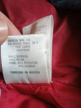 Chaqueta Cortavientos Nike Vintage Roja y Negra