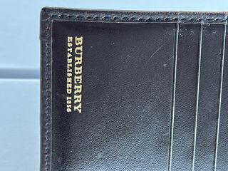 Cartera Burberry Cuero Beige