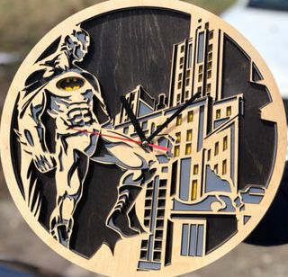 Orologio da parete Batman in legno