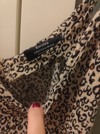 Top leopardo tirantes