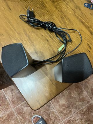 Altavoces Philips Negros para PC.