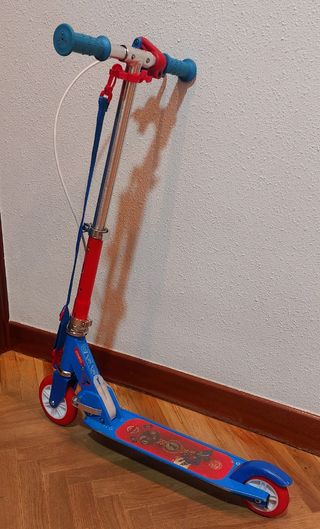 Patinete Oxelo azul y rojo