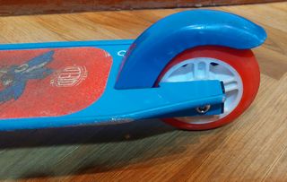 Patinete Oxelo azul y rojo