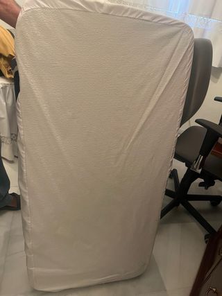 Cuna de viaje con colchón