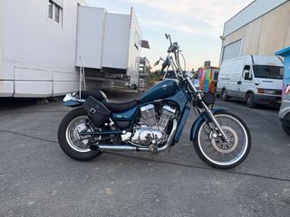Suzuki Intruder VS 750 Customizada