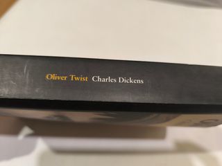 Libro Oliver Twist - Charles Dickens