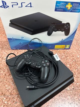 PS4 (PlayStation 4) Negra
