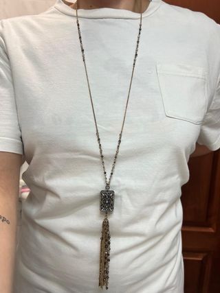 Collar Zara Rectangular con Flecos