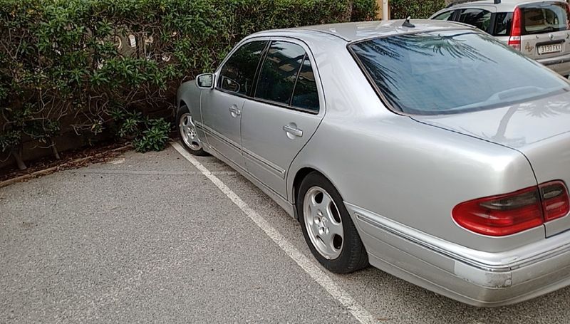 Mercedes-Benz Clase E 2000 - foto 1