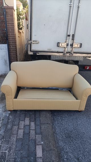 Sofá Cama Beige Antiguo + 20€ trasporte en BADAJOZ