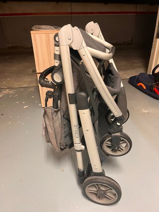Carro de bebé UPPAbaby Cruz gris