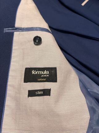 Traje de hombre azul marino 