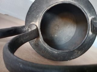 Lote antigüedades: balanza, cañón, tetera