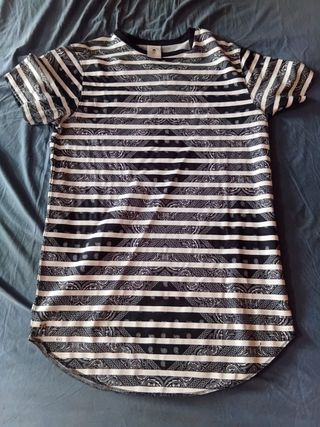 Camiseta Cayler & Sons larga rayas bandana