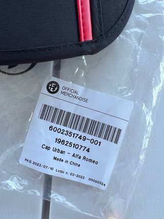 Gorra Alfa Romeo Negra y Roja