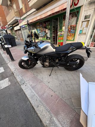 Husqvarna Vitpilen 801
