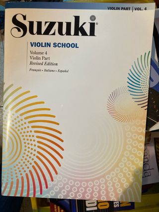 Suzuki Violin School Vol. 4 - Partitura