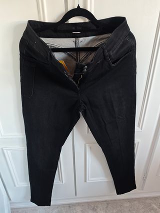 Pantalones vaqueros negros