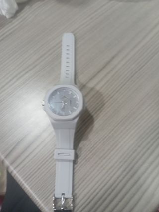 Reloj REBIRTH gris y blanco