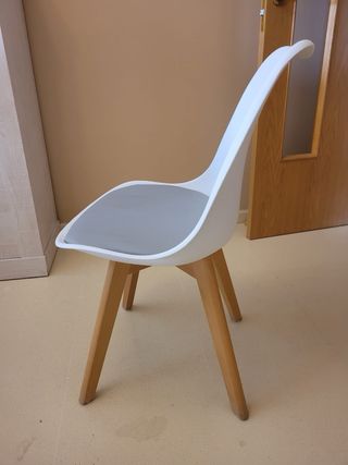 Silla IKEA Nordico Blanca y Gris