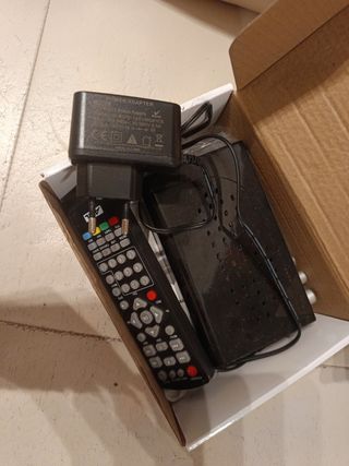 Receptor TDT DVB-T2 HD Axil RT040T2