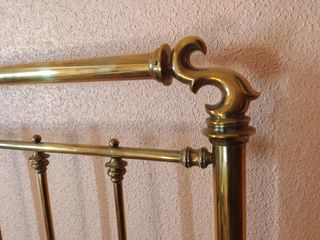 Cabecero de cama metálico dorado 120 cm