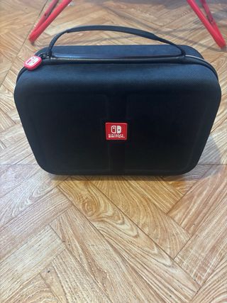 Nintendo Switch Azul y Rojo + Accesorios + Juegos