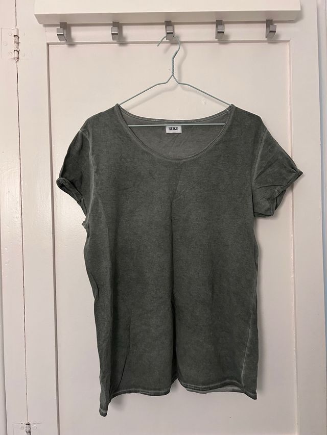 Camiseta Reiko verde