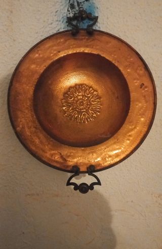 Caldero de cobre decorado