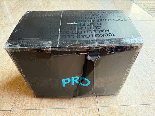 Pedali di simulazione Logitech Pro