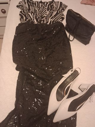 Falda de lentejuelas negra + regalo de top negro.