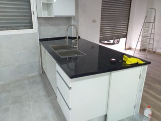 se hacen cocinas a medidas muy baratas y a su gust