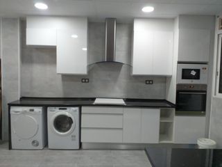 se hacen cocinas a medidas muy baratas y a su gust