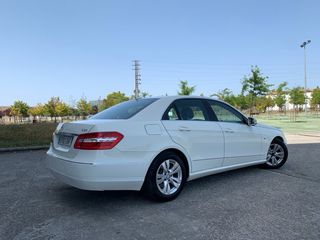 Mercedes-Benz E220 CDI 2009 Avantgarde