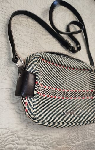 Bolso Bimba y Lola rayas azul y rojo