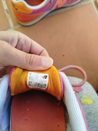 Zapatillas New Balance Rosa y Naranja vintage