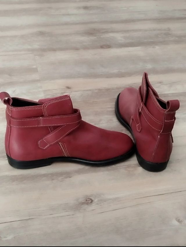 Botines burdeos talla 35
