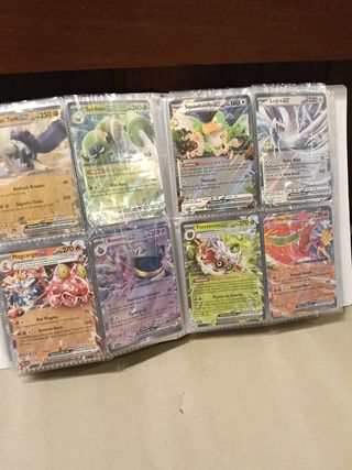 Álbum Pokémon con 63 cartas EX
